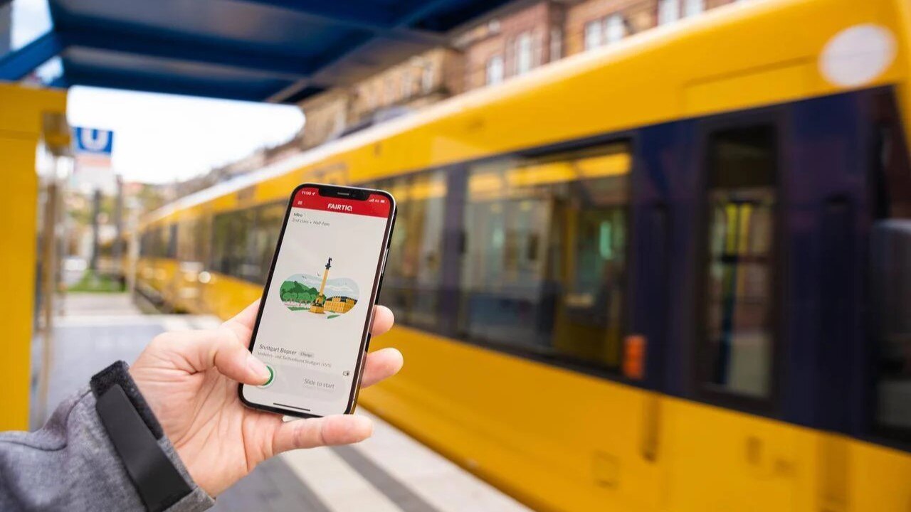 Stuttgart Tram Stop (2)-1